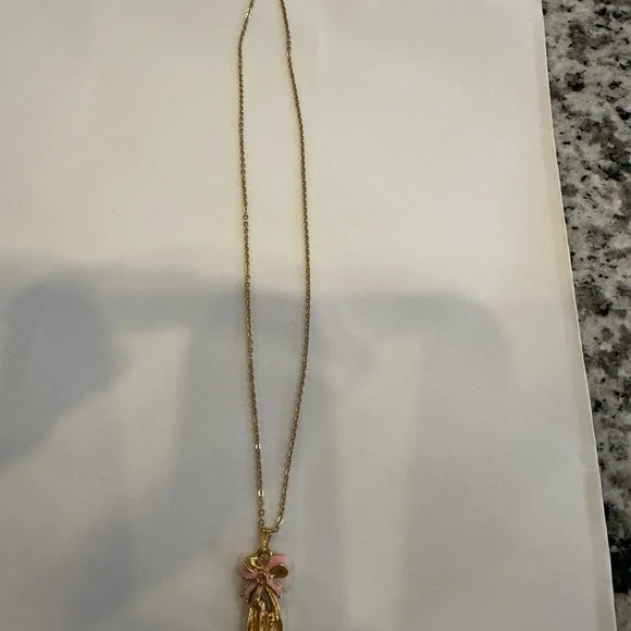 Elegant Gold and Pink Pendant Necklace - Picture 5 of 5